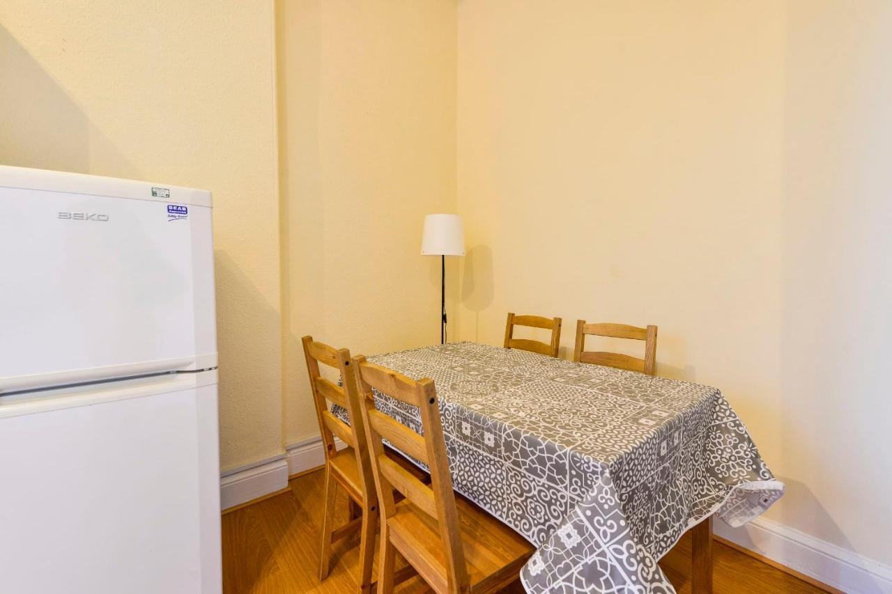 Guestready - Enchanting 2 Bedroom Flat Near Edinburgh's Old Town * EDI