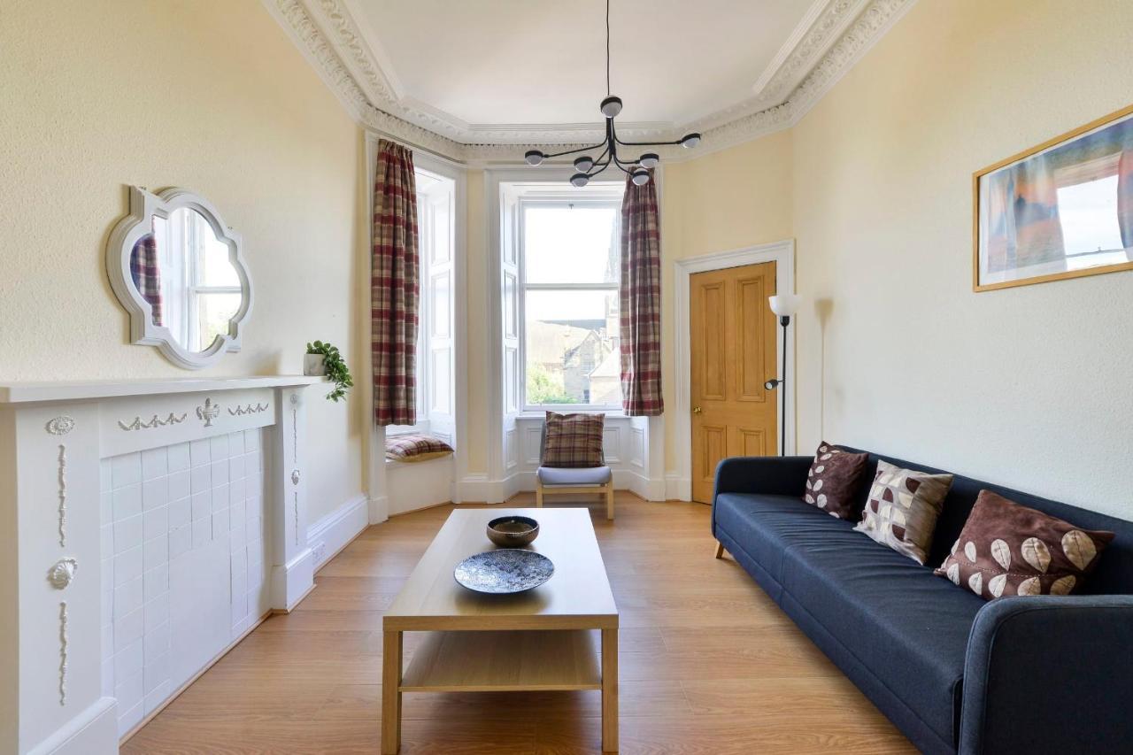 Guestready - Enchanting 2 Bedroom Flat Near Edinburgh's Old Town EDI